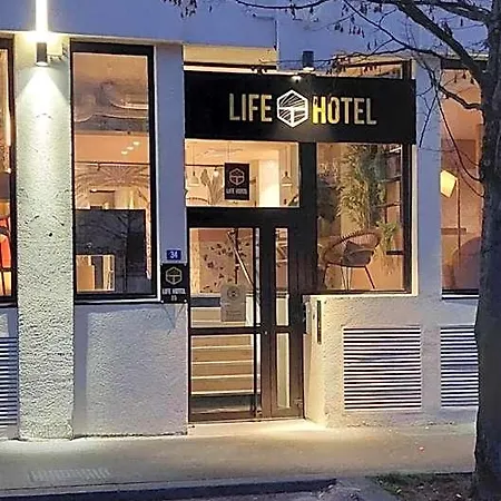 Life Gare - Bg בורדו