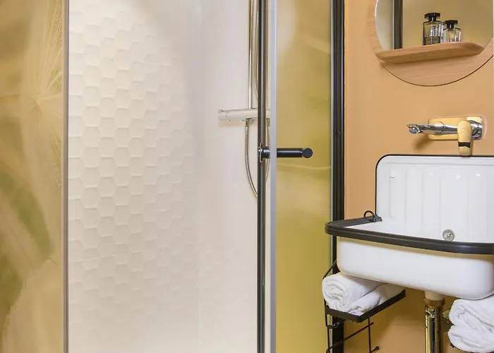 호텔 Life Gare - Bg 2*