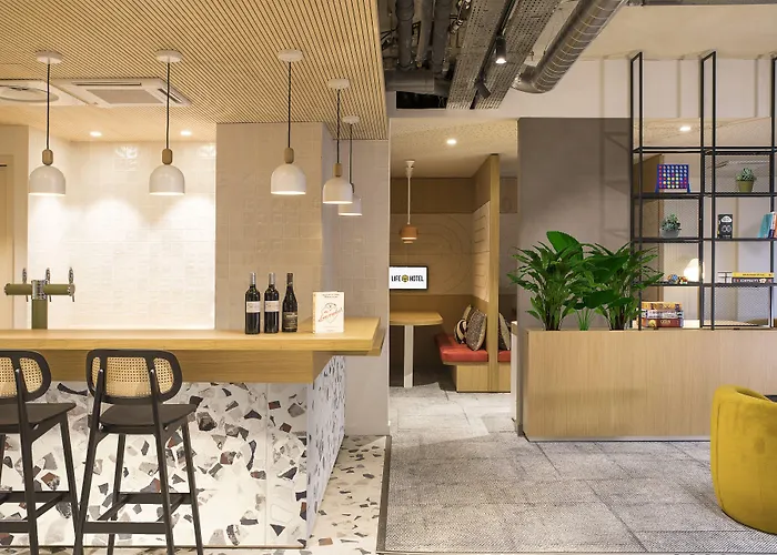 ホテル Life Gare - Bg 2*