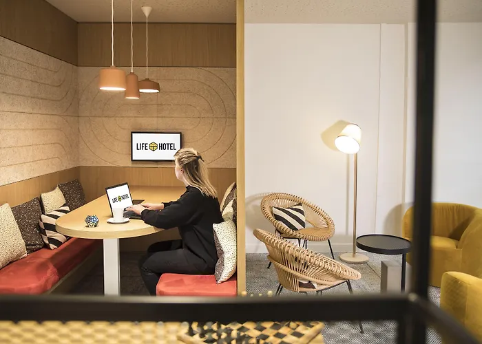 Life Gare - Bg 2* ボルドー